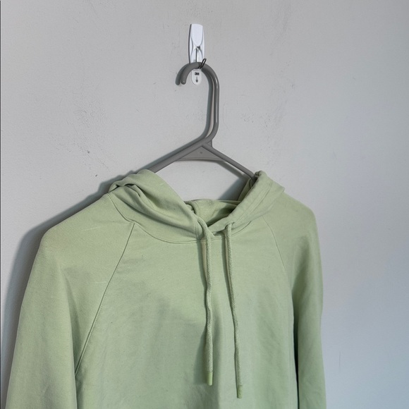 ALO Yoga Double Take French Terry Crop Hoodie in Iced Green Tea - M - Picture 4 of 6